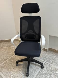 Ultra Comfortable Office Working Computer Chair, Fix your Posture