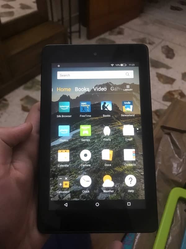 Amazon Fire HD 6 ( 4th Generation ) 8