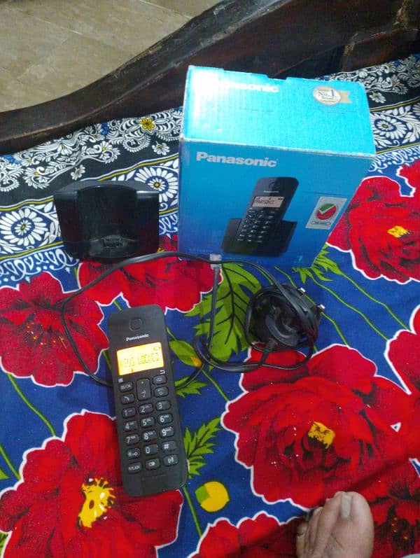 Panasonic KX-TGB110 Cordless phone 1