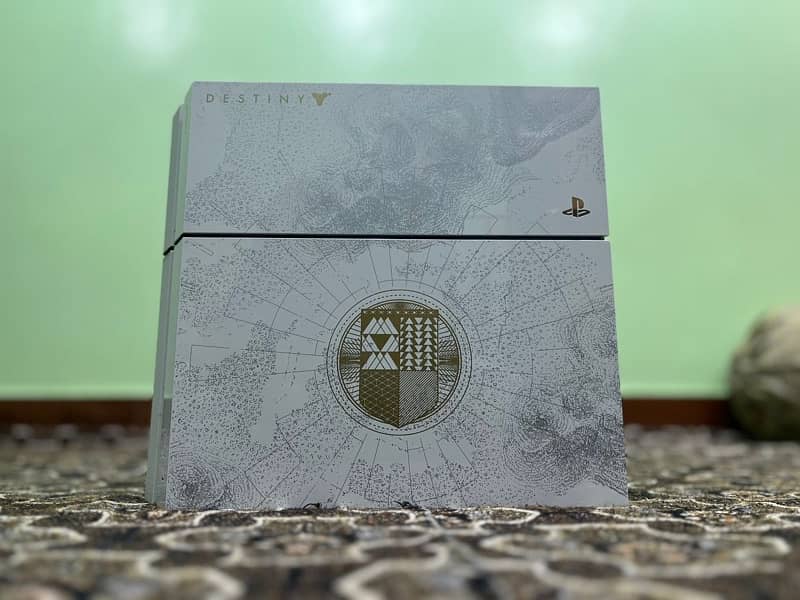 PS4 Fat special edition 0