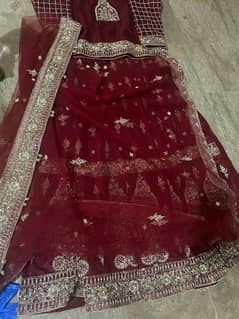 Dulhan dress bilkul new demand pai bnwaya tha