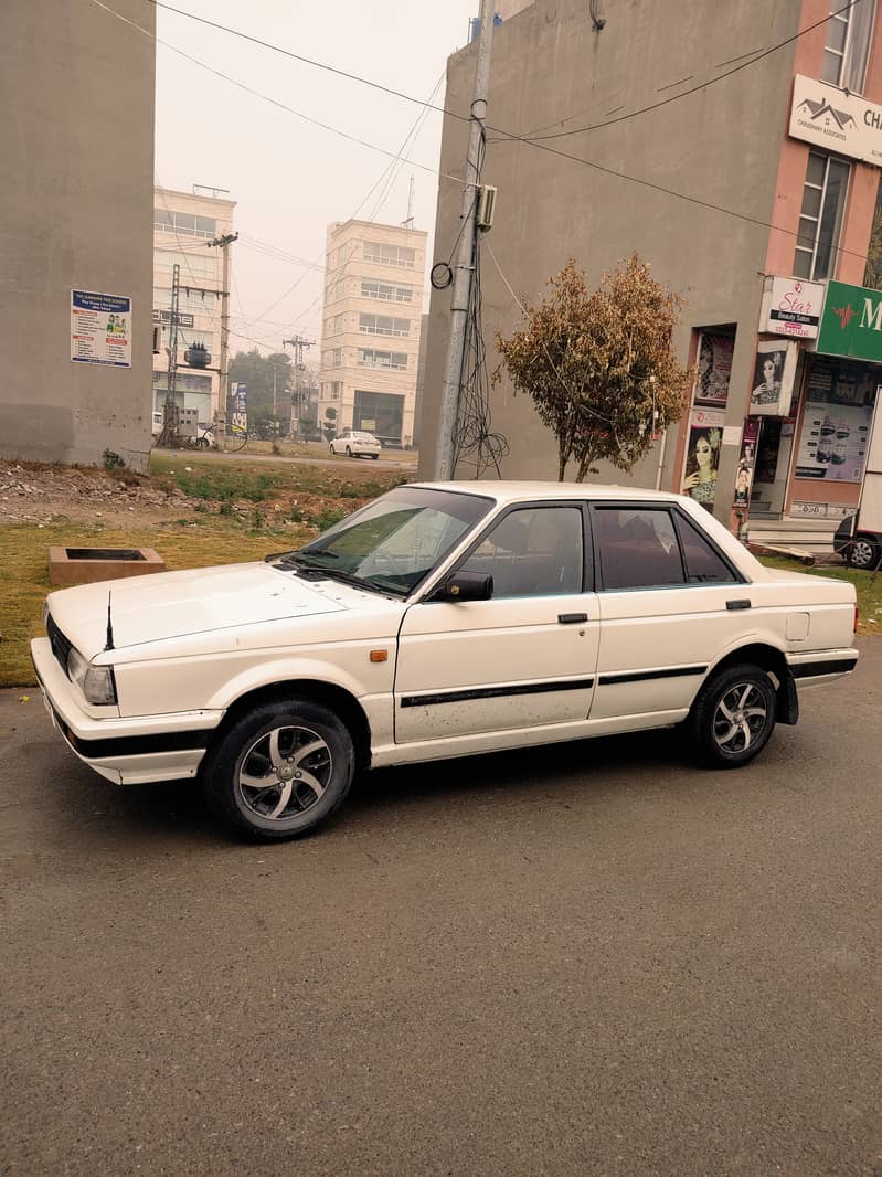 Nissan Sunny 1986 Automatic transmission 1