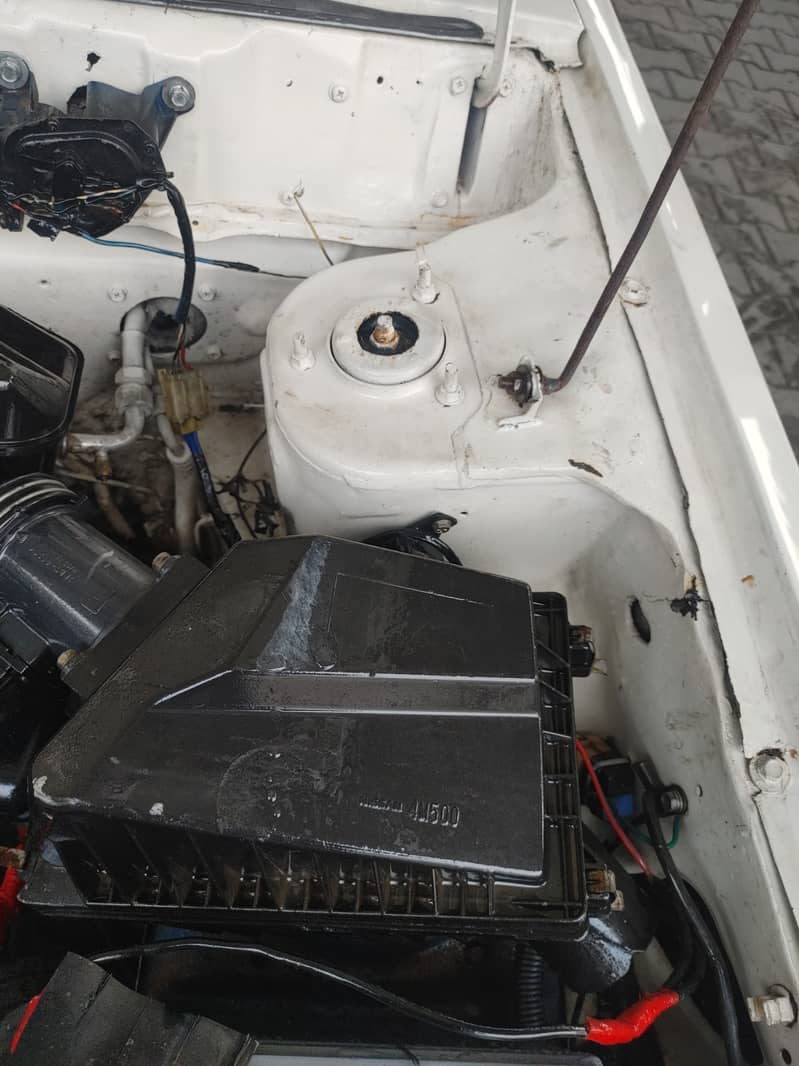 Nissan Sunny 1986 Automatic transmission 8