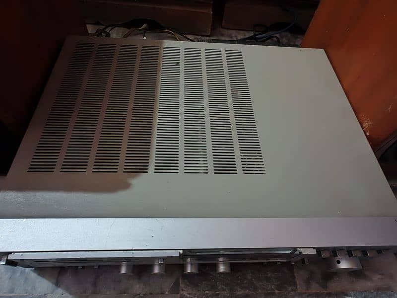 AKAI AAR31L stereo amplifier 1