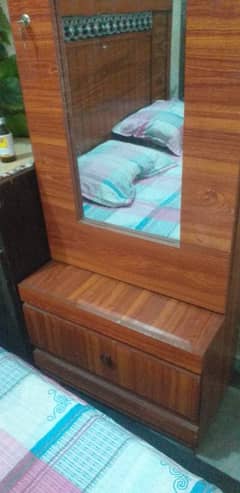 king size bed with medicated mattress and dressing table