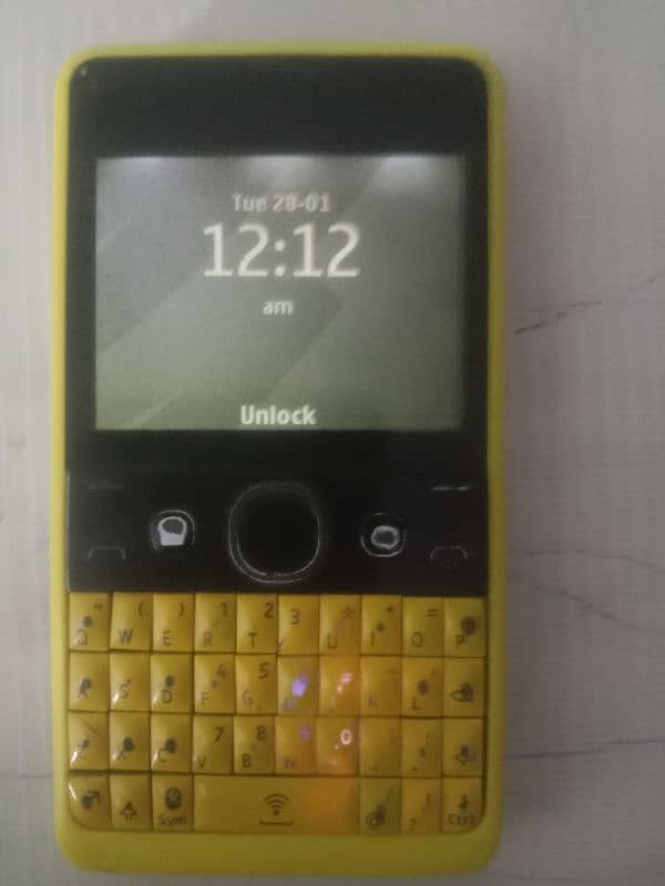 NOKIA ASHA 210 dual Sim in good working 0