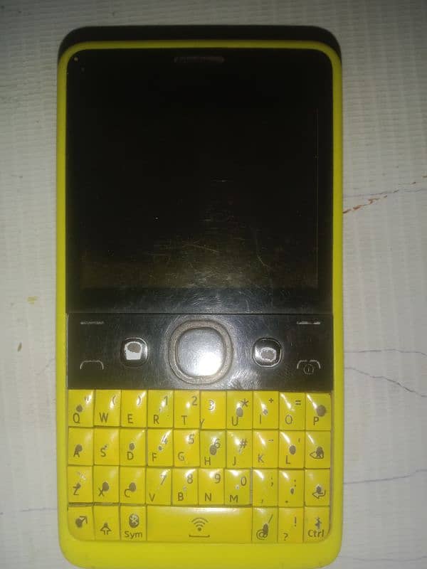 NOKIA ASHA 210 dual Sim in good working 9