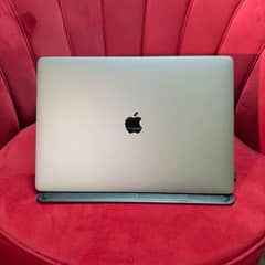 MacBook