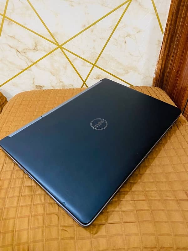 Dell Precision 7520 Mobile Workstation 4GB Graphics 2