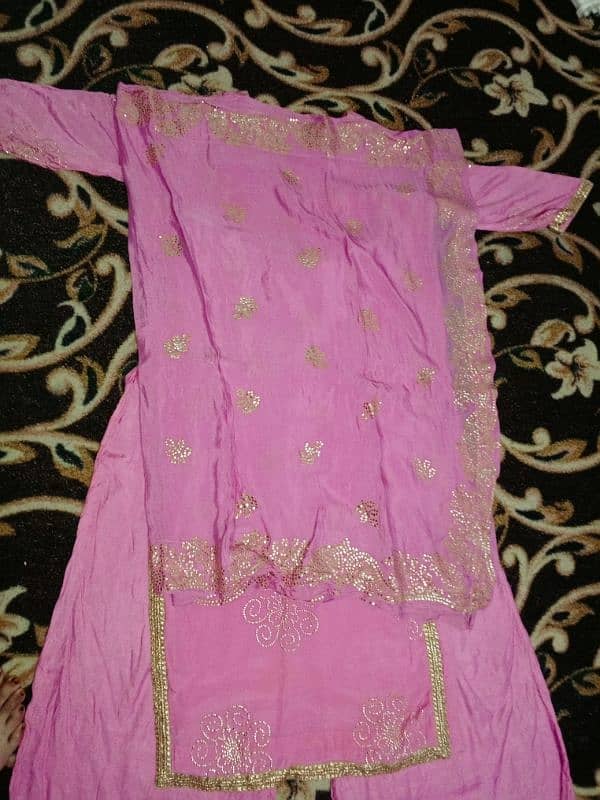 lady's ready made frocks shlwr kimiz dressed for urgent sale 16