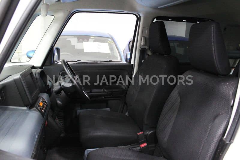 Suzuki Spacia Base 4WD XF Model 2022 - 6 Grade 7