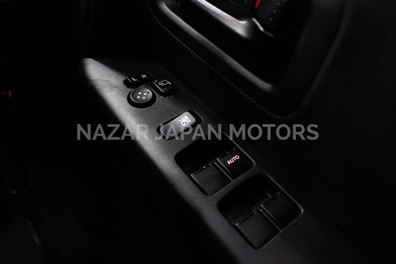 Suzuki Spacia Base 4WD XF Model 2022 - 6 Grade 10