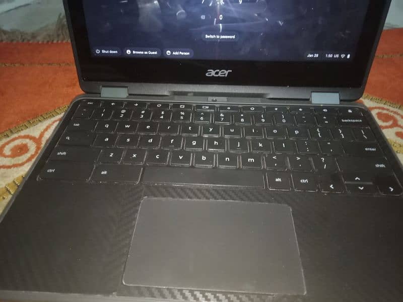 Acer chrome book with new condition 11