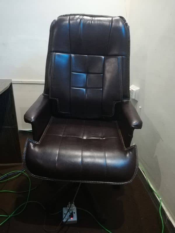 office executive chair available 0