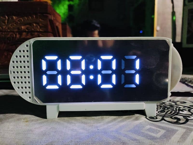 Table Clock And Bluetooth speaker 5