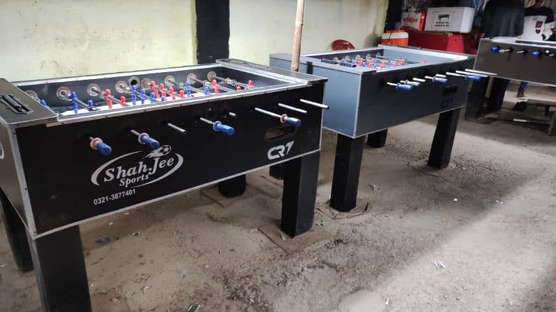 hand foosball game 0