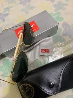 ray ban sunglasses diamond glass come from DUBAI