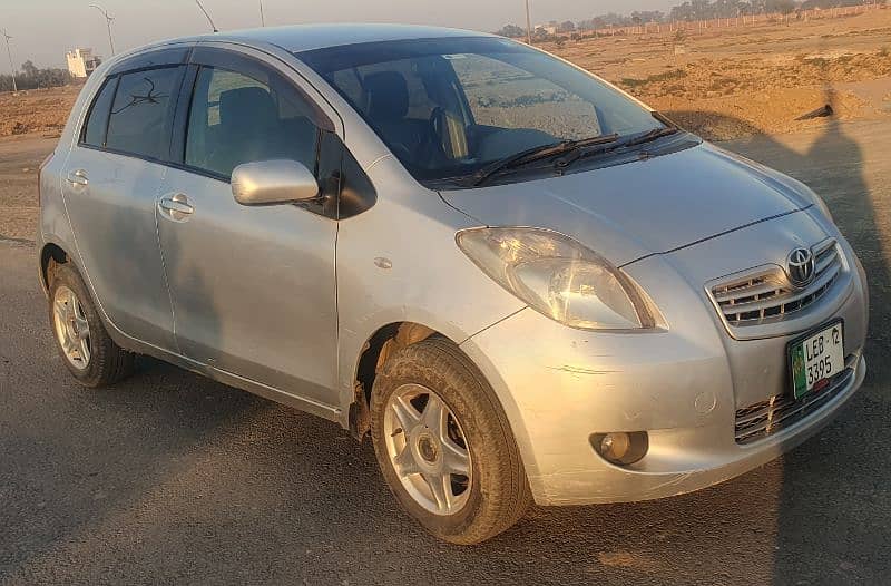 Toyota Vitz 2012 9