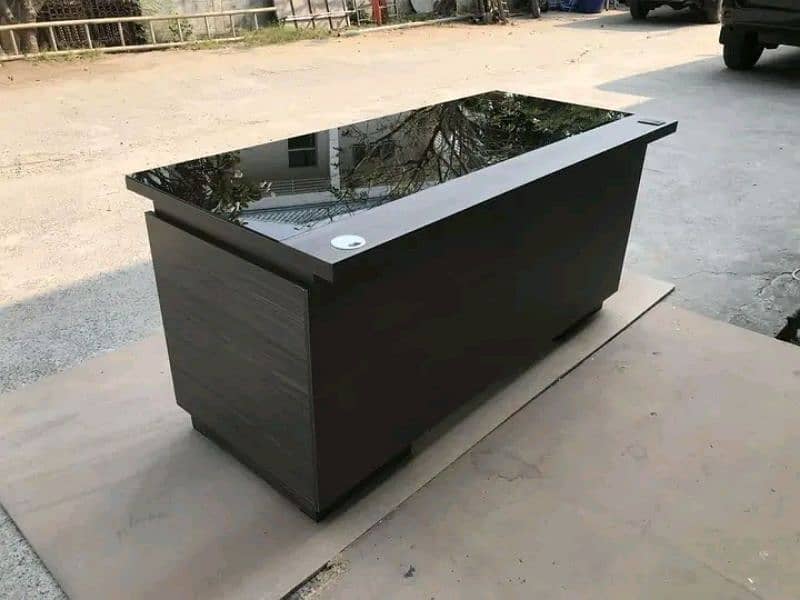 computer tables 6