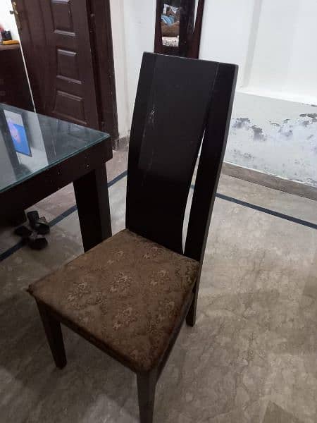 Dinning Table with glass top and six chairs cheap price 4