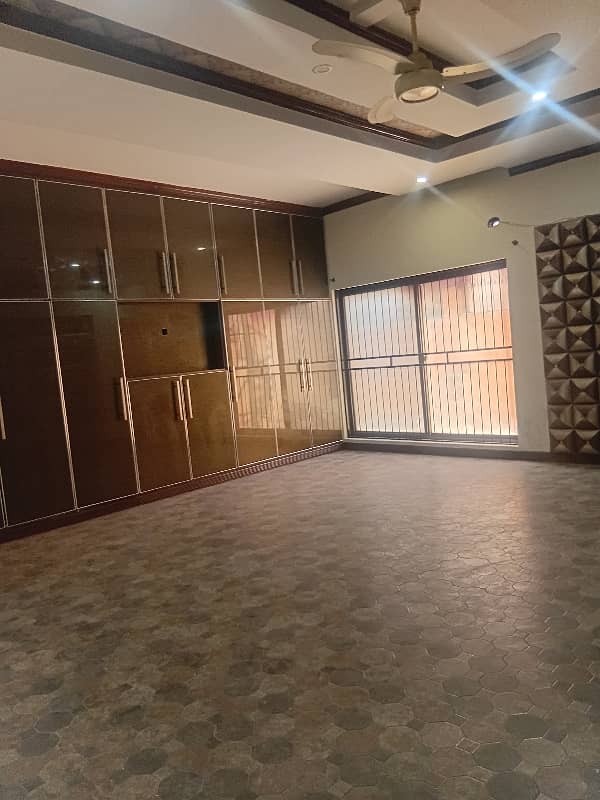 Silent Office /Exeutive Office / IT Office Kanal Double Story Housse for Rent Double Road near Khokhar Chowk & Canal Road G1 Market 0