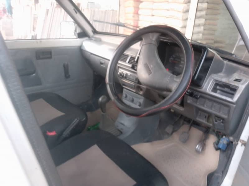 Suzuki Mehran VXR 2011.03204862962 1