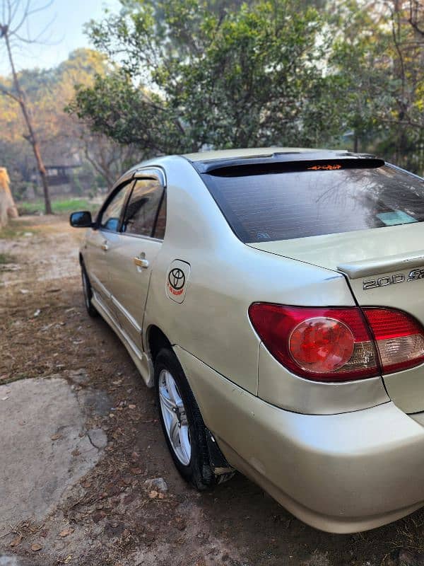 Toyota Corolla 2.0 D Saloon 2006 7