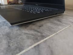 Dell XPS 15 9560 |GTX 1050(4gb)+Infinity Edge Display +16GB ram|