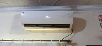 PEL1.5 ton NON Inverter Air Conditioner For sale 9/10. wats 03072832195