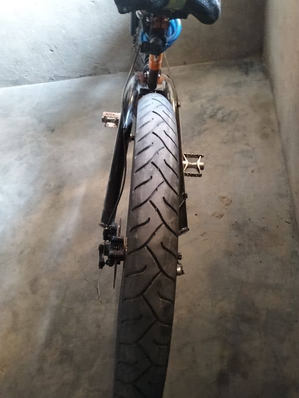 Humber cycle with Brand New tyres 3