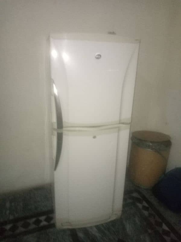 behtren cooling krta ha achi halat ha only cal 03197723086 1