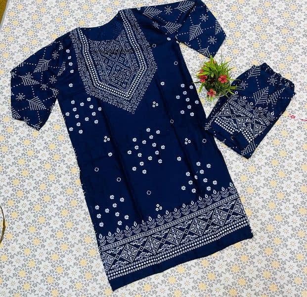 3 Pcs Women's Stitched Silk Embroidered Suit 3