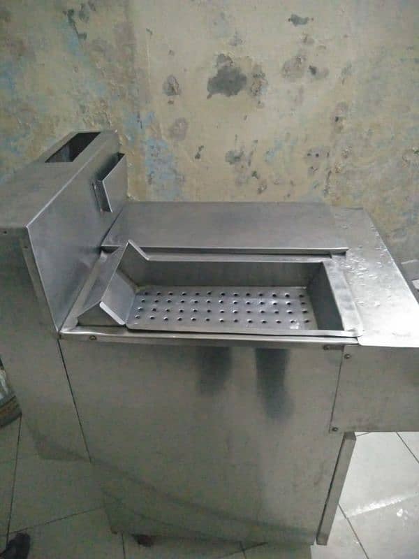 16 litter fryer price 40k 0