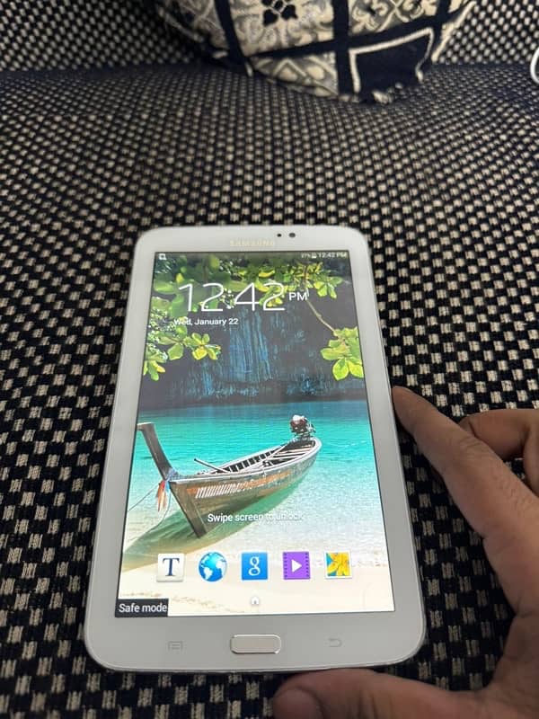 SAMSUNG TAB 3 WHITE COLOR 8GB 2