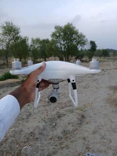 Dji Phantom 4 pro for sale in good condition