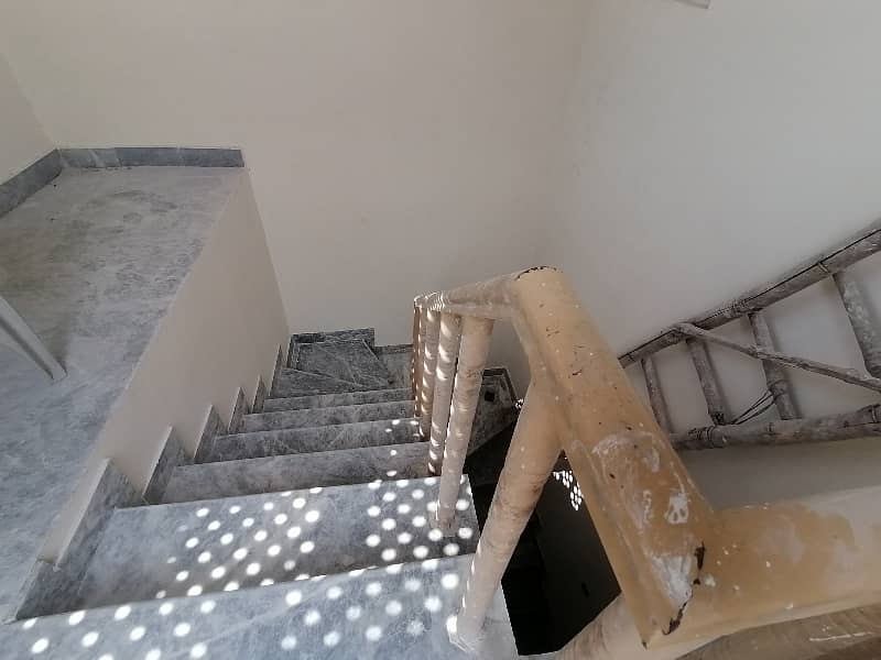 2 Marla House For sale Is Available In Multan Road 6