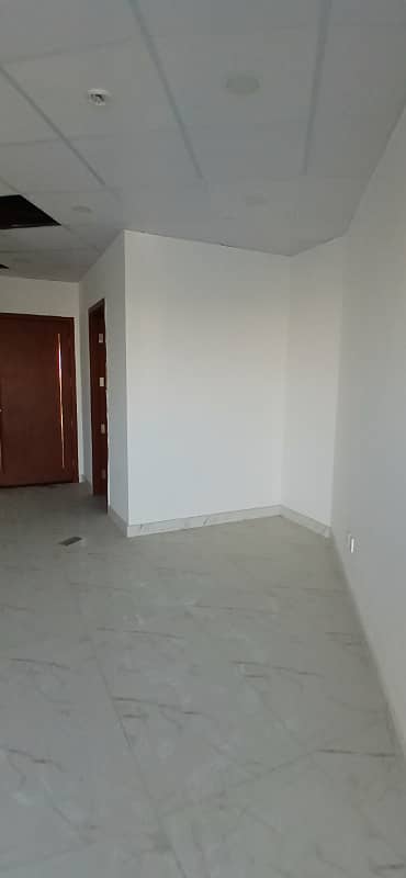 Brand New 270 Square Feet Office At Establish Your Business at Gulberg iii - Premier Destination! 4