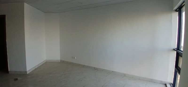 Brand New 270 Square Feet Office At Establish Your Business at Gulberg iii - Premier Destination! 6