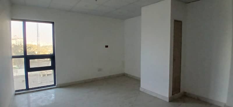 Brand New 270 Square Feet Office At Establish Your Business at Gulberg iii - Premier Destination! 7