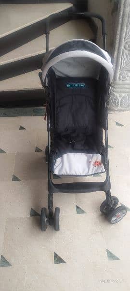 clean like new rare use pram 1