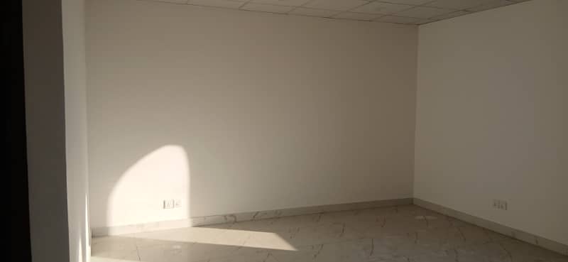 600 Square Feet Office Prime Space Available For Rent In Main Boulevard Gulberg 3 Lahore 42