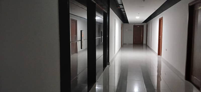 600 Square Feet Office Prime Space Available For Rent In Main Boulevard Gulberg 3 Lahore 44