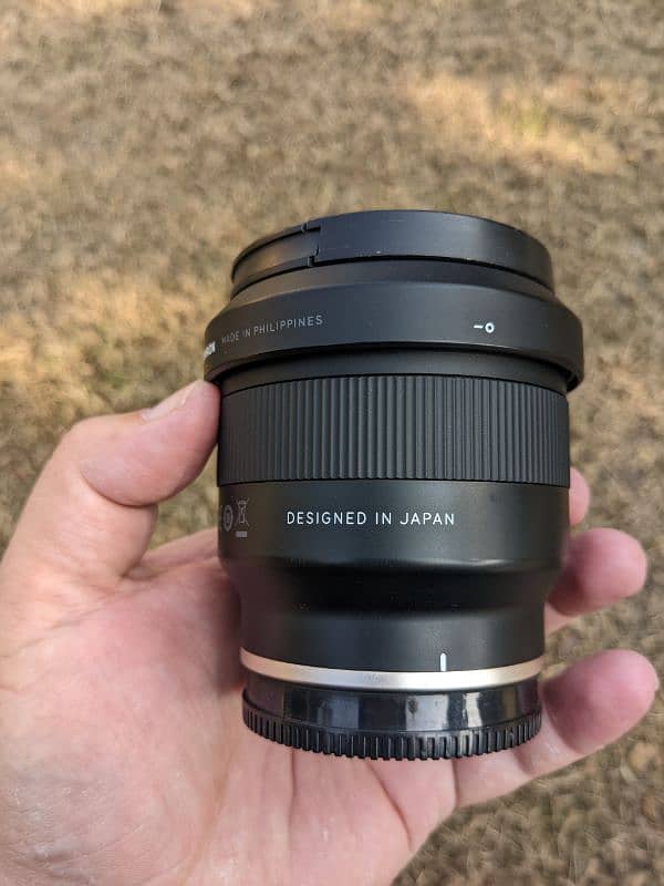 Tamron 35mm f2.8 Di III OSD For Sony Hood Caps 10/10 2