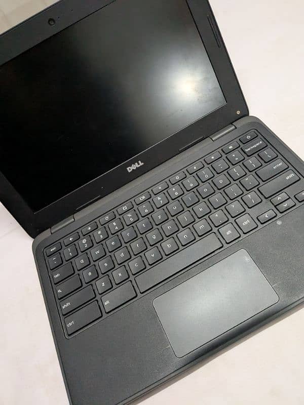 Dell Chromebook 3180.4/16 1