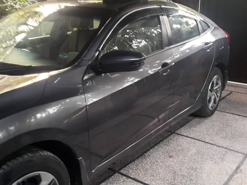 2019 Civic Like New 20K Mileage 4