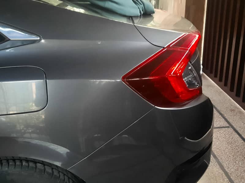 2019 Civic Like New 20K Mileage 5