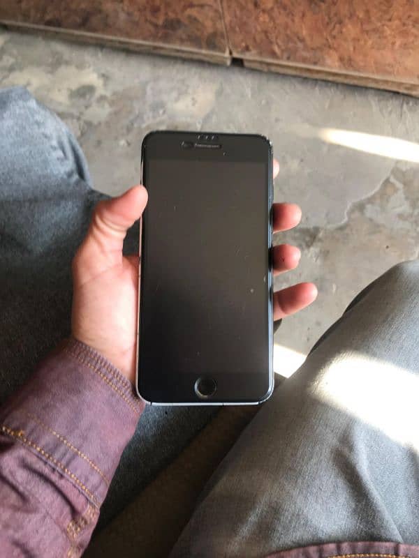 iphone 7 plus 10/08 condition good working 128 memory 1