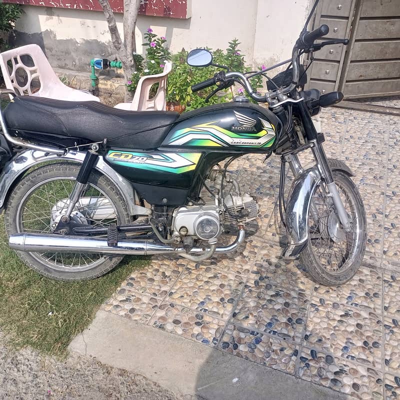 Honda CD 70 2023 8