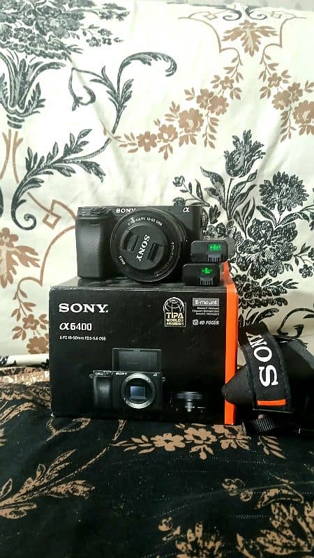 Sony A6400 with kit lens for sale 3