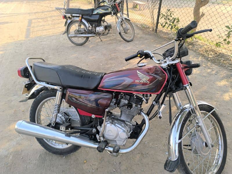 Honda 125 Good condition 1